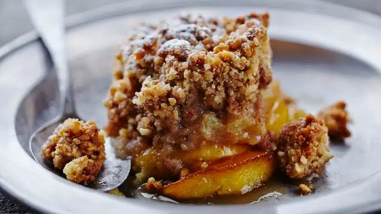 Crumble aux pommes et au caramel