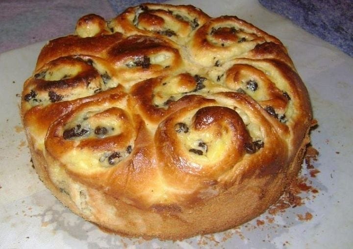Brioche chinois à la crème et pépites de chocolat